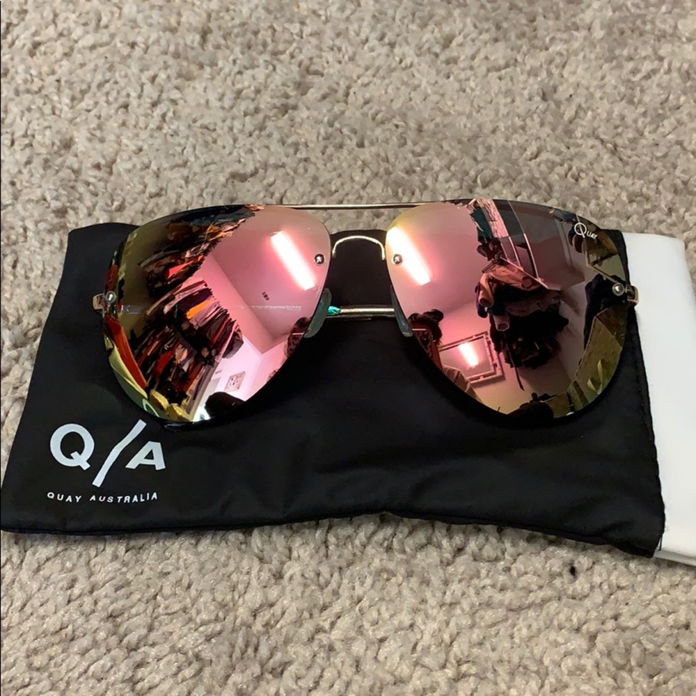 Quay Australia flash lense aviators